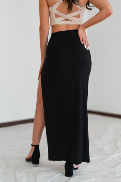 High Slit Maxi Skirt (Black)