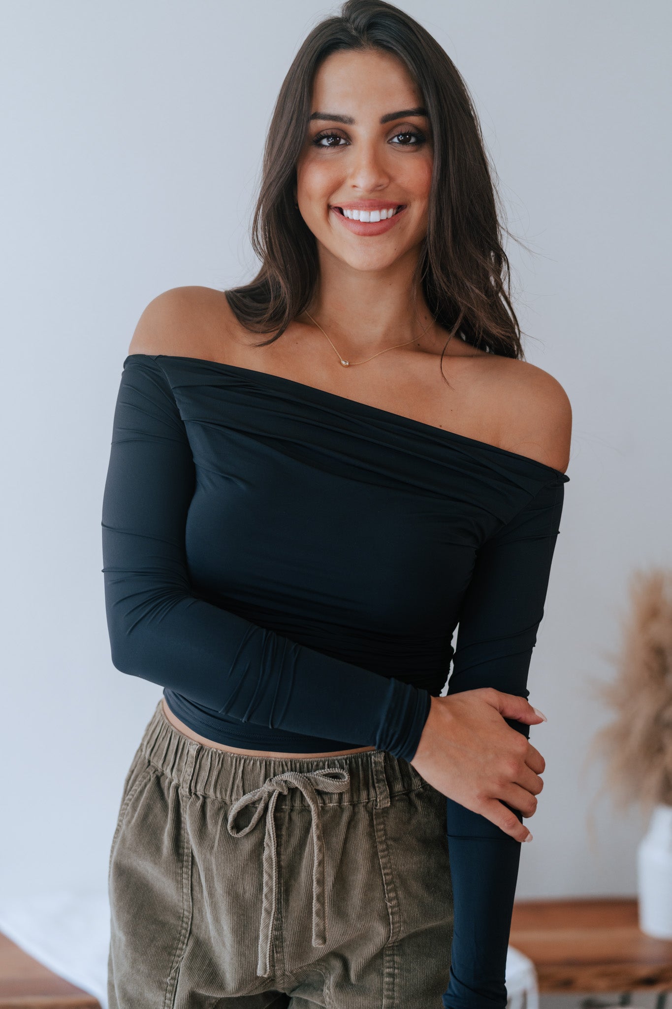 Jovana Ls Top With Resort Collar Black