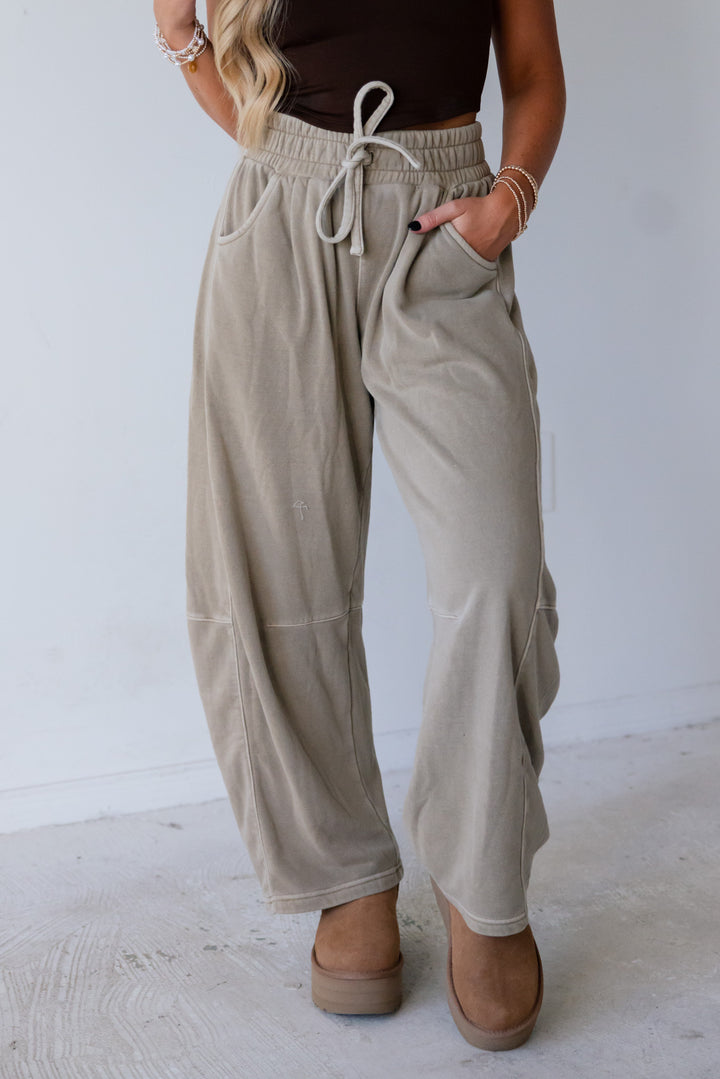 Coffee Run Barrel Sweatpants (Taupe)