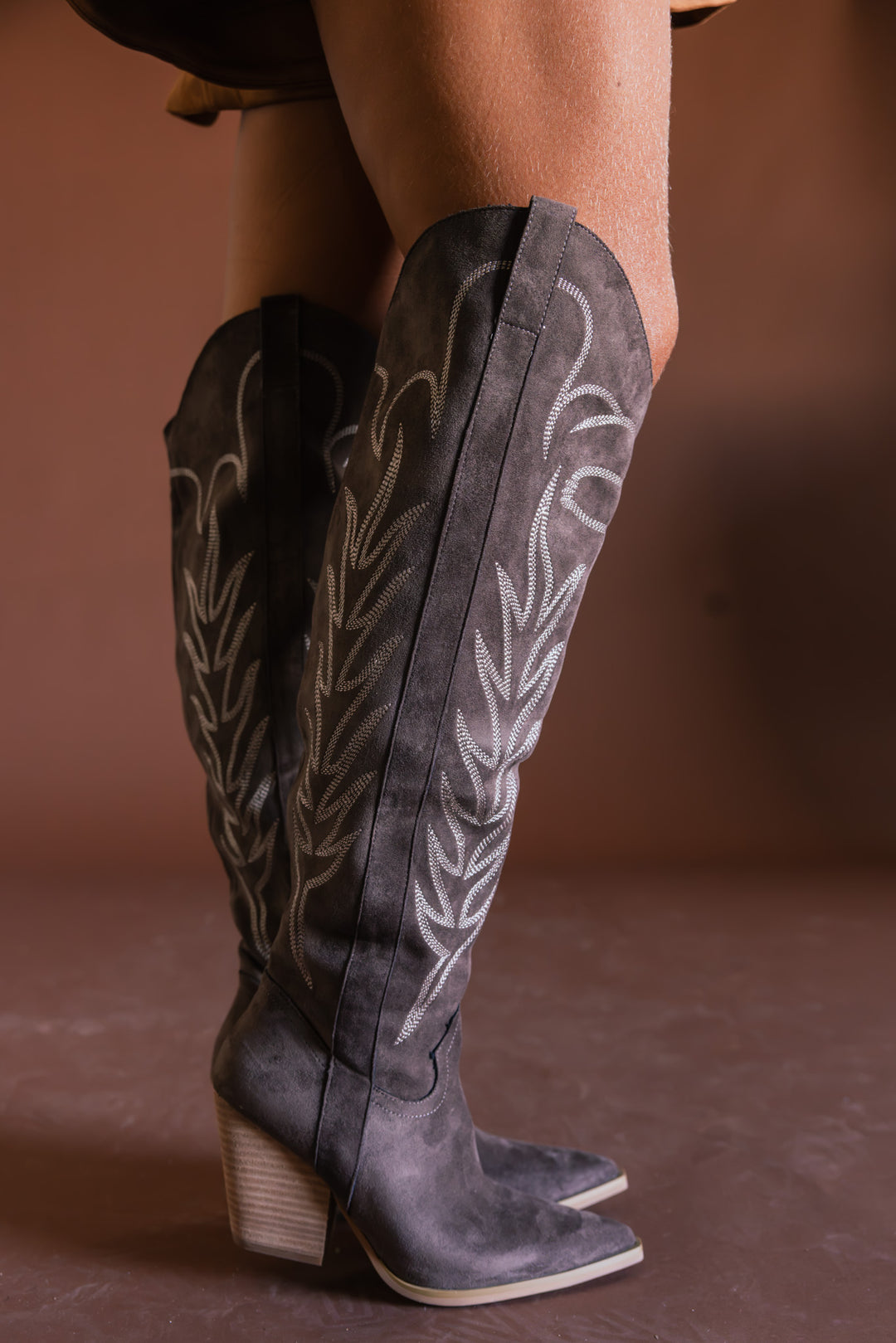 Austin Cowboy Boots (Chocolate)