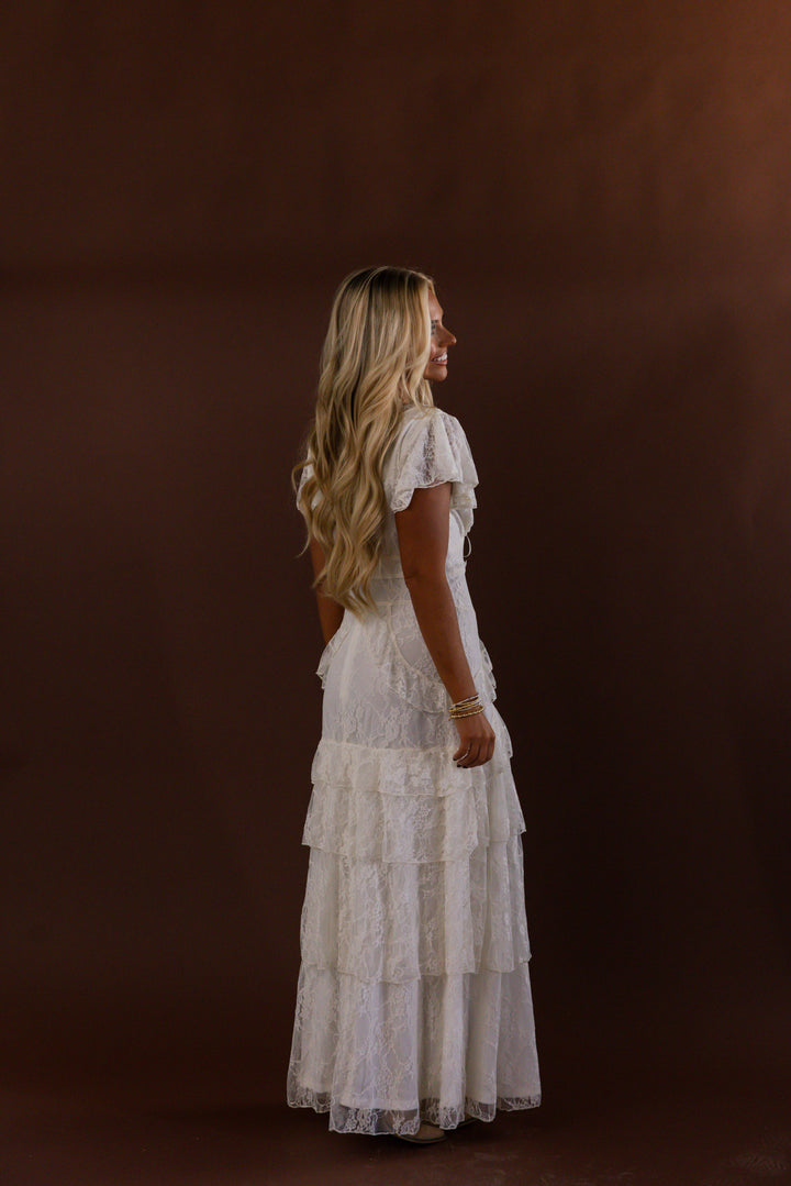 Ivory Daydream Lace Maxi Dress