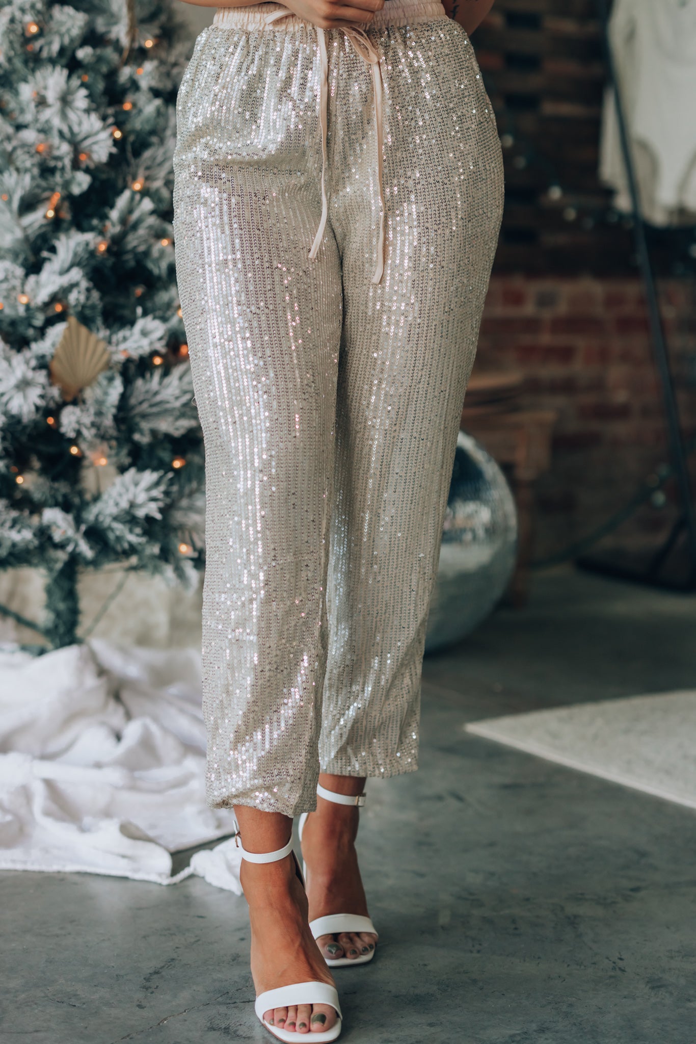 Hollywood Sequin Joggers (Champagne)