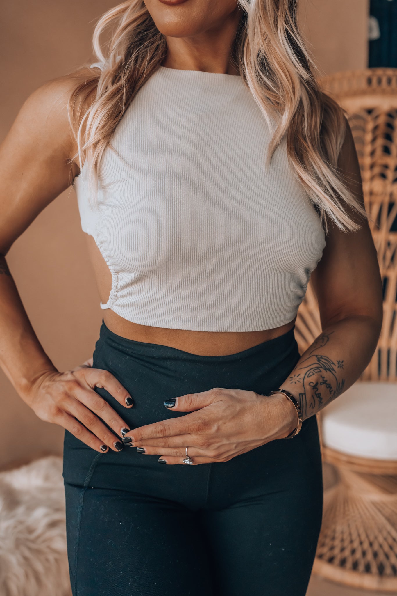 Bexley Ribbed Cutout Crop Top (Taupe)