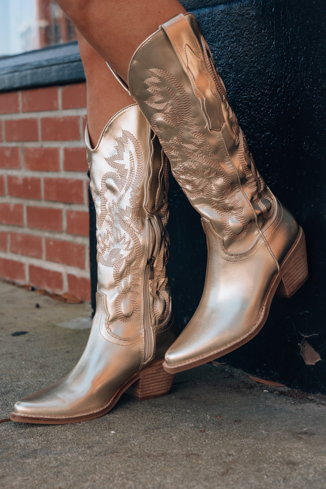 Tessa Metallic Cowboy Boots (Gold)